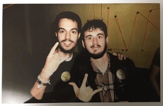 Carlos Bravo (derecha) junto a Marcos (izquierda), fundadores de Mad Fuzz / Instagram @carlvravo